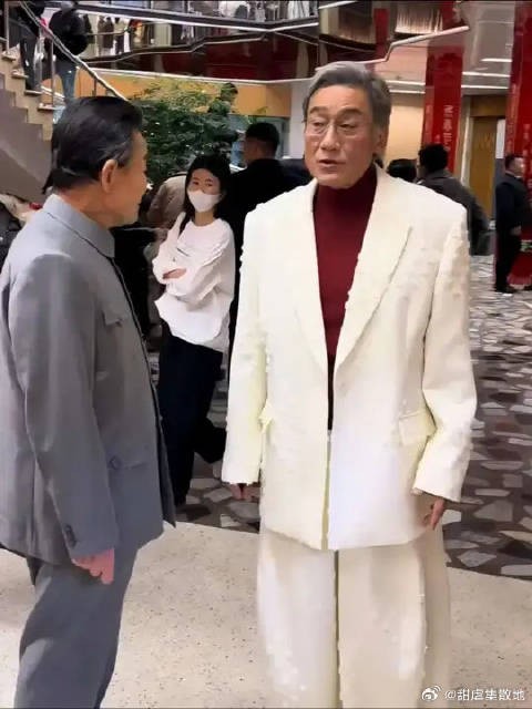 李雪健梁家辉叶童同框亮相春晚