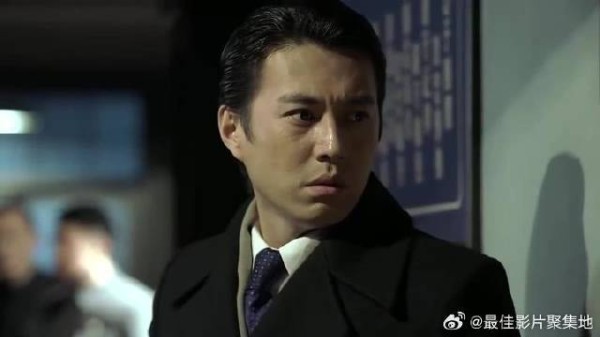 汪曼春替日本人做事，明台手刃她的叔父，正式向她宣战