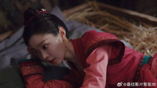 柳玉茹半夜偷跑 谁料被土匪发现,下秒太刺激