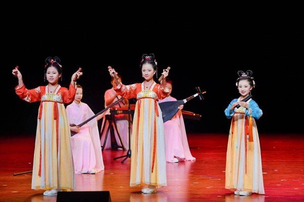 十四艺节·群星璀璨 | 好作品是一天又一天、一遍又一遍磨出来的
