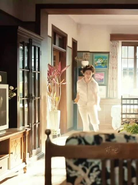 刘亦菲真的是一个好有感染力的人，真的可以从她的身上看到满满的快乐