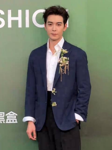 被陈星旭颜值硬控了好久!陈星旭好帅啊