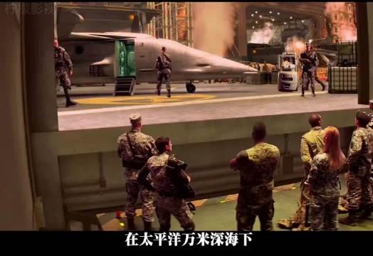 一部能把《变形金刚》踩在脚底的神片，上映后竟被粉丝狂刷14年