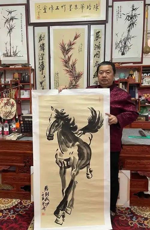 陈培华写马最具有民族特色是马年囯画收藏极品