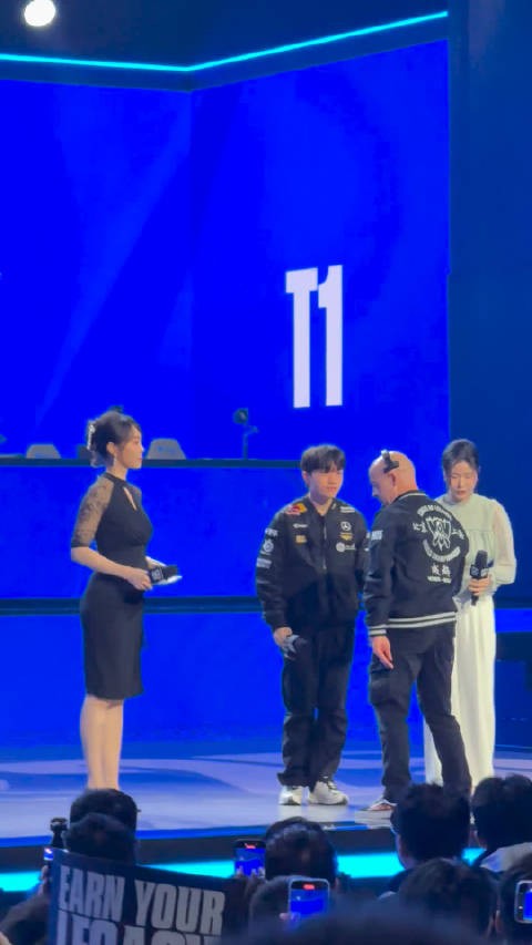 小K来到采访席！