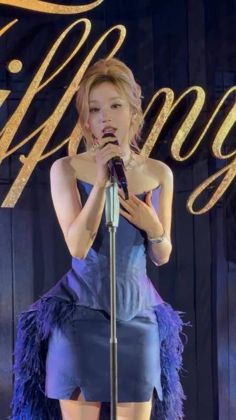 宋雨琦Tiffany晚宴开场表演杀疯了!音色就是天赋啊开口即跪