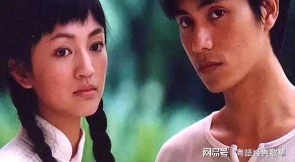 她曾被陈坤陆毅追求，最后却嫁给丑丈夫，今掌管半个娱乐圈