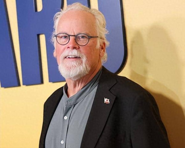 AI让创作零门槛?写作障碍被攻克,出版社赚麻,15亿版权官司警告