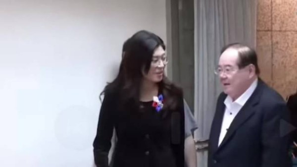 郑丽文上任后首个工作日受访