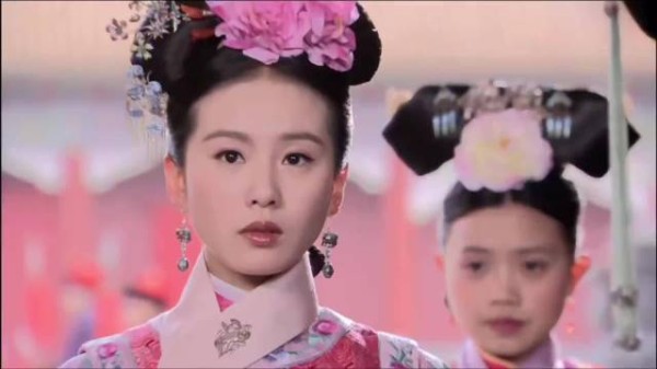 《误闯天家》演绎清宫剧新高度，张晓变勿思悼穿越历史