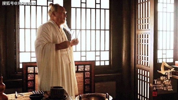 不要被三国演义骗了,华佗之死纯属咎由自取,我们都冤枉曹操了