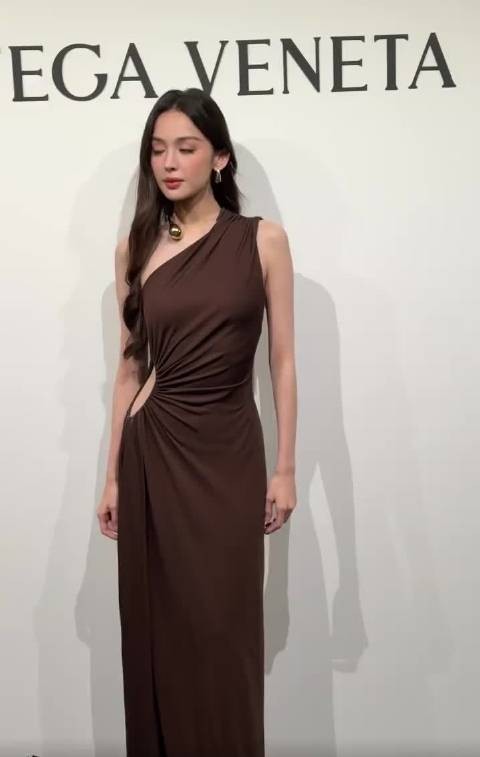 古力娜扎活动生图，脸真的能当饭吃