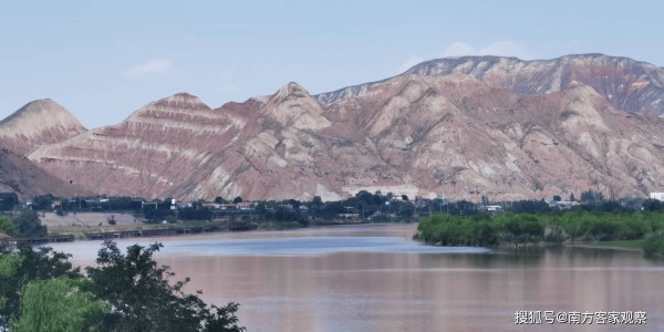 串珠缀玉承文脉 熔古铸今启新思