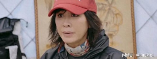 一路繁花变一路吃瓜，影后饭桌大曝娱乐圈猛料，这期是能播的吗？