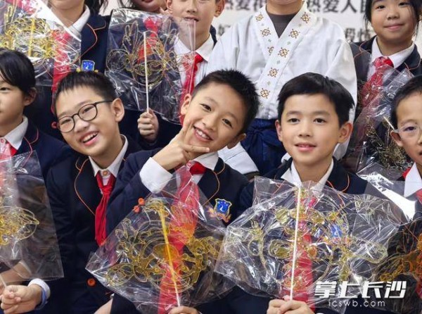 名家传戏,非遗“新传人”接棒登场|非遗班的少年