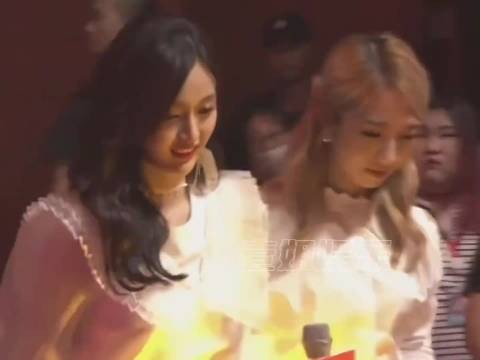 吴宣仪孟美岐取关沉默告别,昔日队友关系破裂