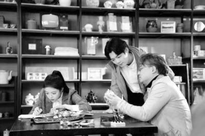 处处天然“摄影棚”,南京把微短剧“玩出花”