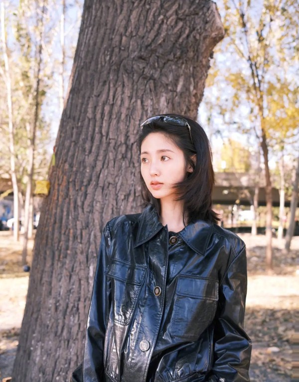 开车违规被拍!邢菲发文诚恳道歉:没有任何借口,对不起!