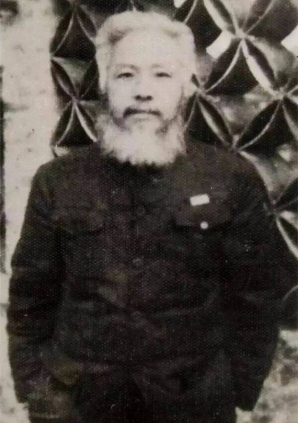 他与黄永玉齐名，64岁却猝死，去世时全部身家只剩90块