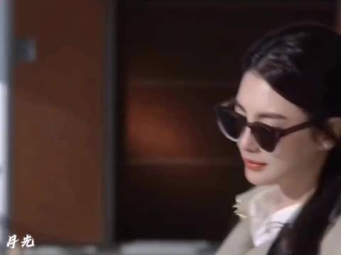 张雨绮骨相明艳镜头感绝佳,御姐甜妹造型皆惊艳