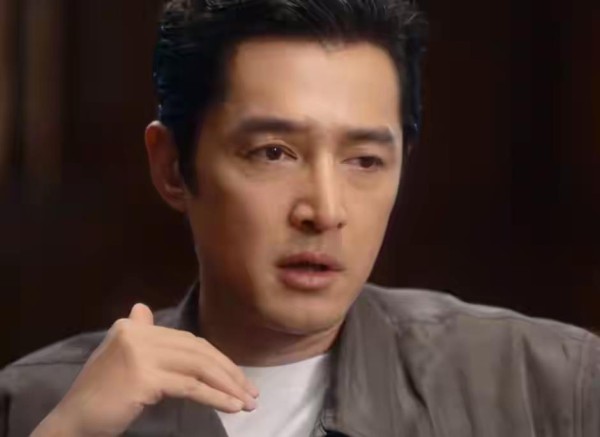 胡歌首度公开谈二胎儿子，更偏爱2岁女儿，对妻子的称呼有些随意？