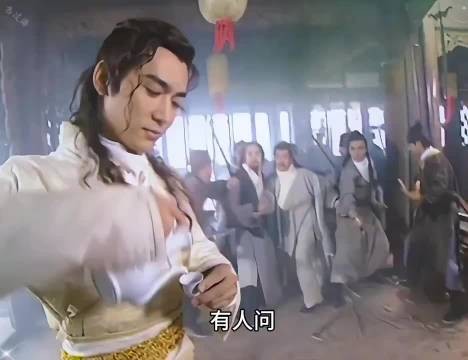 刀扔完以后跑去捡回来洗干净?