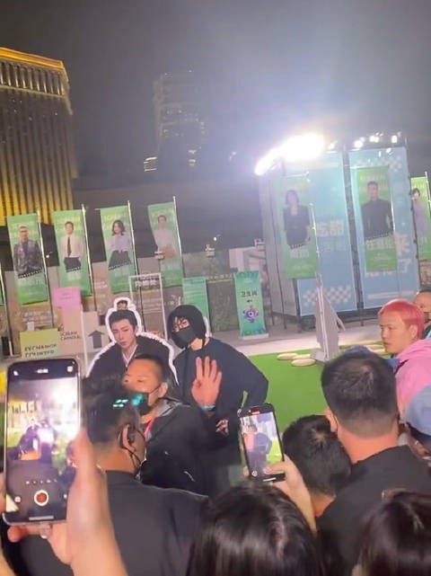 在澳门的小伙伴今天幸福了 可以尽情的看看看拍拍拍拍拍 实名羡慕了