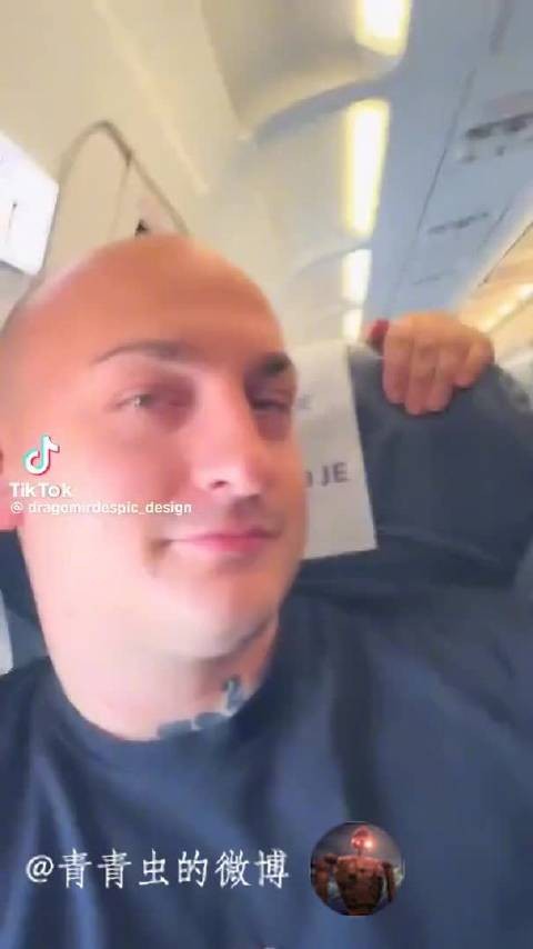 有时候爱抚也是解决问题的一个办法