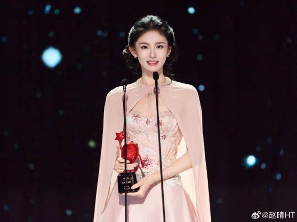 于正回应旗下艺人“赵晴瘦成纸片人”热搜,称她每天运动6小时:之前95斤,现在90+