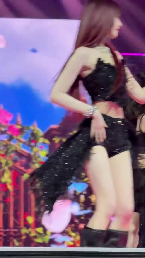 Liz暴瘦引热议,腰围堪比张元英巅峰期