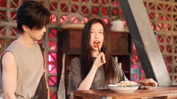 暧昧渐显了呼之欲出的占有欲妹宝好苦命，直接被狠狠拿捏了！ 虞书欣 何与