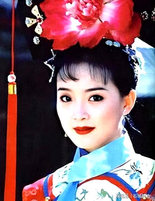 51岁王艳近况曝光,儿子逆袭、成功熬出头,如今已是人生赢家