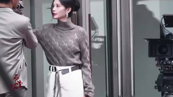 李一桐《美人余》路透曝光,扇前夫耳光引热议