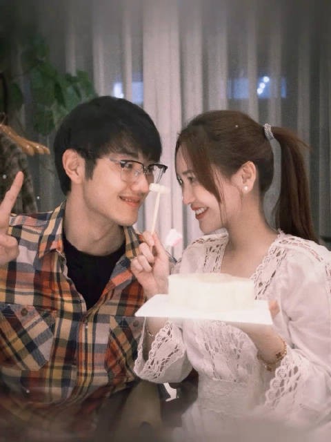 金莎孙丞潇姐弟恋获赞狙击蝴蝶观众称楷模