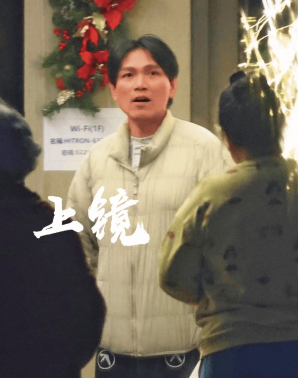 曝杨宗纬已升级当爸!身旁有个 3 岁左右的小男孩