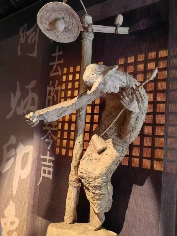 阿炳雕塑:为“世界音乐之都”增添光彩