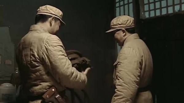 亮剑：李云龙在前线蒙眼乱打，扰乱全局计划，赵刚评价一针见血！