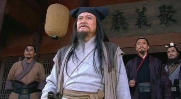 水浒中有三位圣人好汉，却是一个真，一个假，一个半真半假