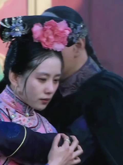 大雨后若曦拒八阿哥四阿哥求婚，十四阿哥携圣旨迎亲