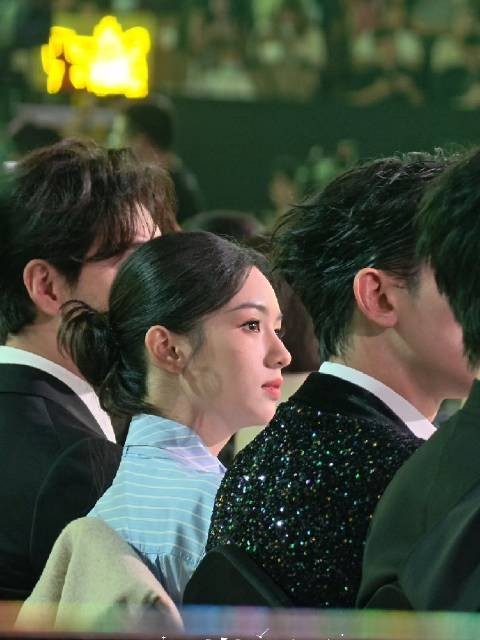 周也这完美的颅顶 我拿圆规都画不出这么圆的