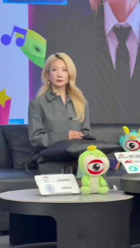 乃万扫楼分享创作心路，直言期待新专获赞唱功