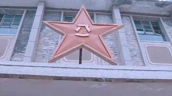 亮剑：赵刚到了军部之后，得知被骗后大发脾气，并扬言不见冯楠！