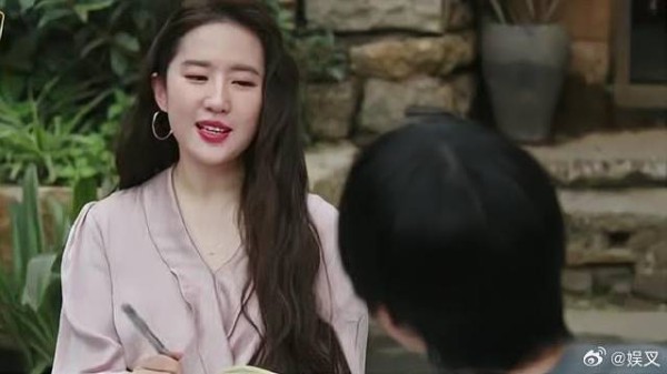 小琴想到民宿上班,红豆怕她打人,小琴:我只会吵架!