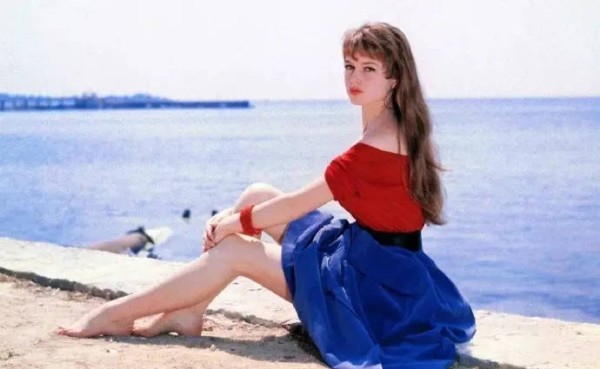 法国传奇演员辞世！91岁碧姬・芭铎谢幕人间