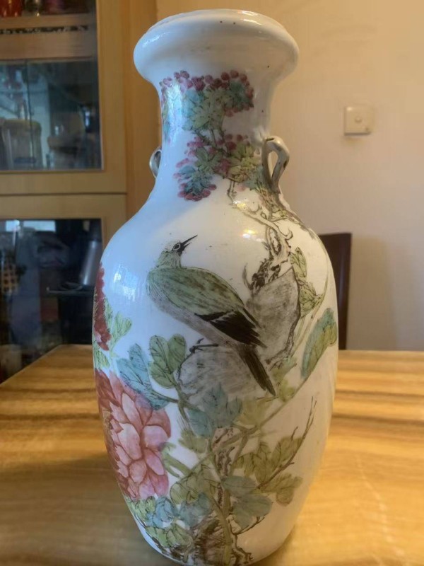 绛彩凝香:清末民初江永源款花鸟双耳瓷瓶的文人瓷画绝唱