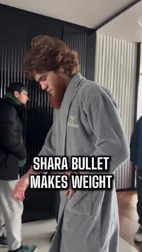 “独眼狮王”沙拉普特丁·马戈梅多夫（Sharaputdin Magomedov）称重：185磅