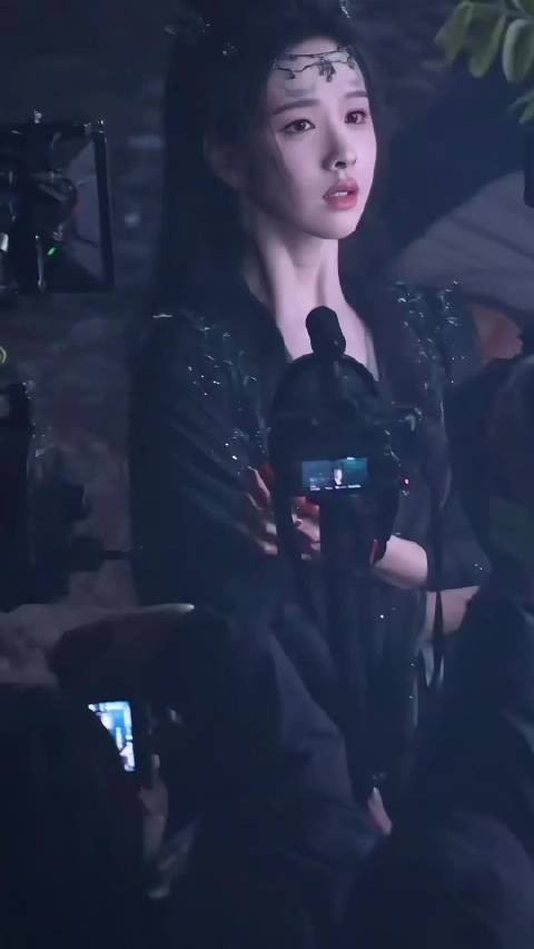 陈都灵这个妆造好美啊！演技也好有感染力！