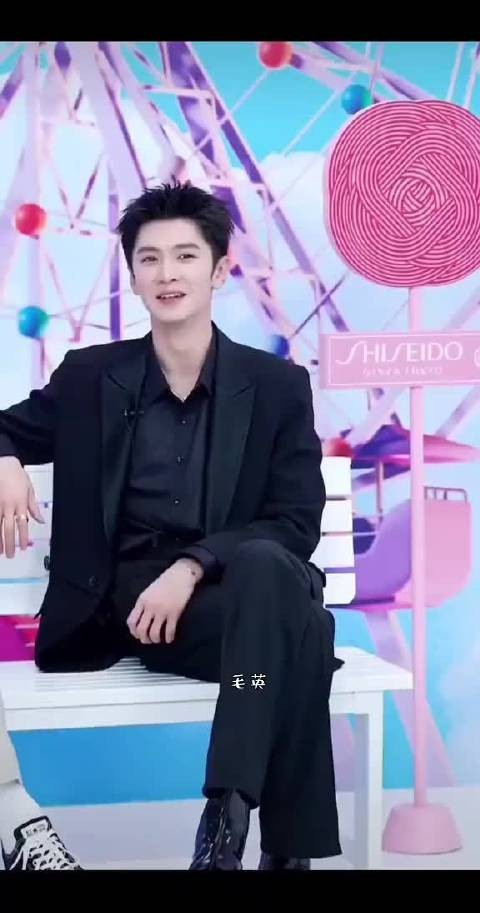 陈哲远片场大笑引回忆老树拍摄趣事