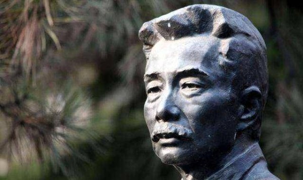 鲁迅为何要说汉字不灭，中国必亡的话？看完才明白用心良苦