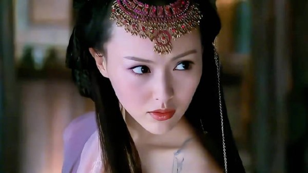 唐嫣演“御姐”明明那么惊艳，不懂她为什么总是执着于演“傻白甜”